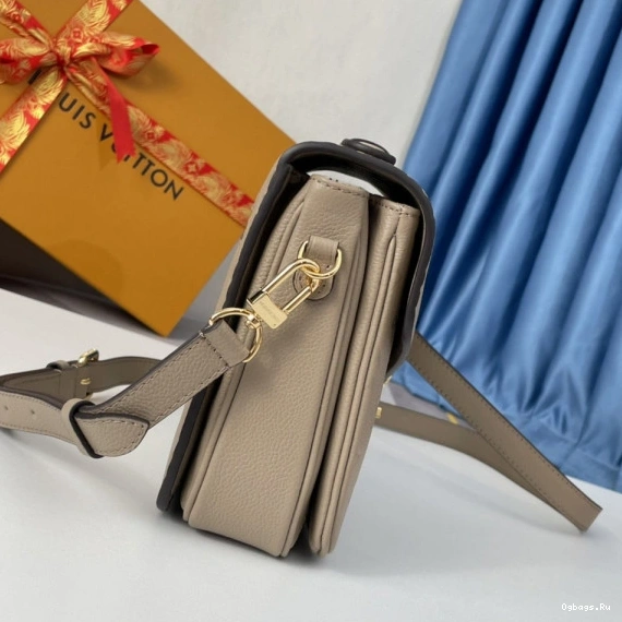 MÉTIS POCHETTE VUITTON LOUIS 0411